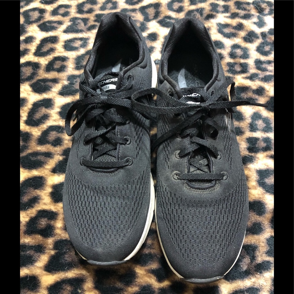 SKECHERS Arch Fit
